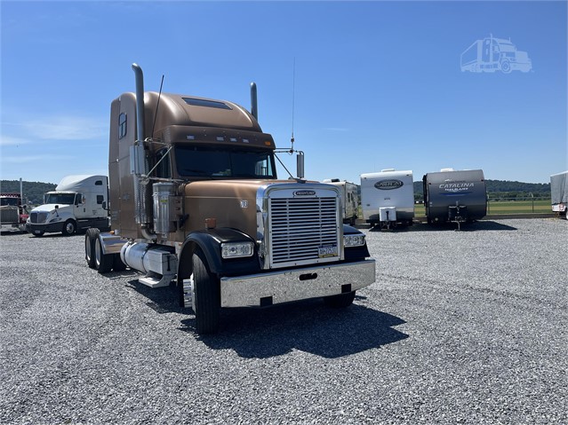 Freightliner FLD132 Classic XL Trucks for sale