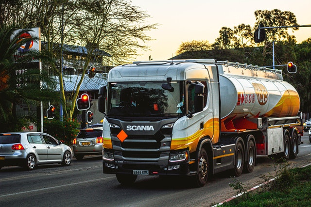 types of trucks - tanker truck