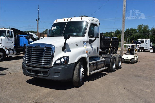 2014 Freightliner Cascadia