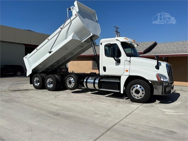 2014 Freightliner Cascadia