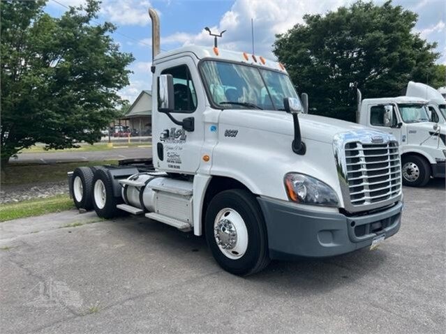 2014 Freightliner Cascadia