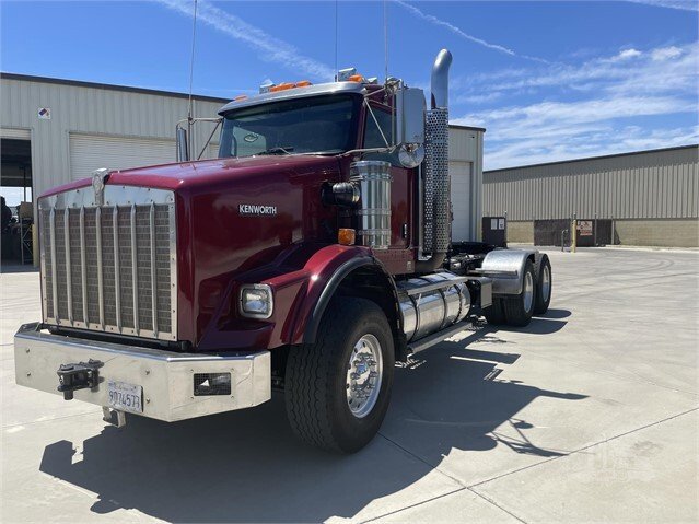 KENWORTH T800 Day Cab For Sale