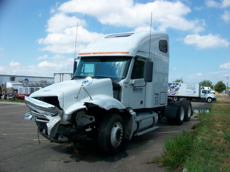 Semi Truck Accident Law Firm: Finding the Right One