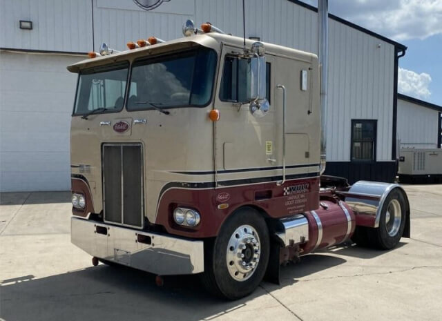 Peterbilt 362 for sale