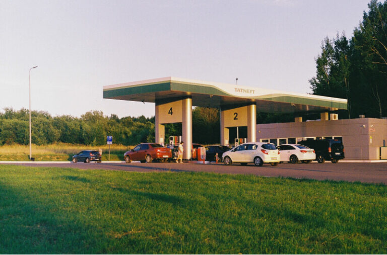 Best Gas for Cars Which Fuel Should You Use? Finding Trucks